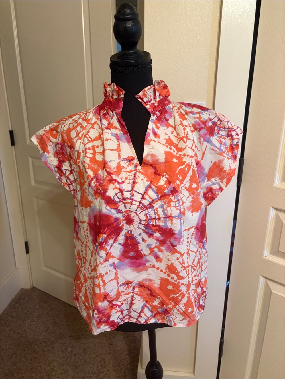 Tie-Dye Ruffled Collar Short Sleeve Blouse in Orange & Pink